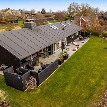 Holiday home Kato - From The Sea By Interhome