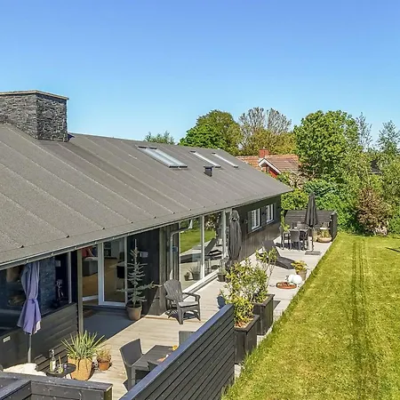 Kato - From The Sea By Interhome